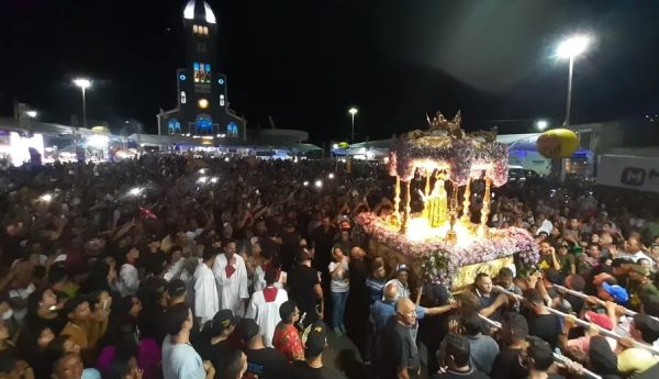 FOTOS: Fiéis celebram o Dia de Santa Rita de Cássia no interior do RN
