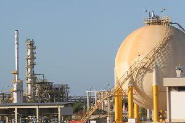 3R Petroleum anuncia paralisação na refinaria Clara Camarão por 90 dias