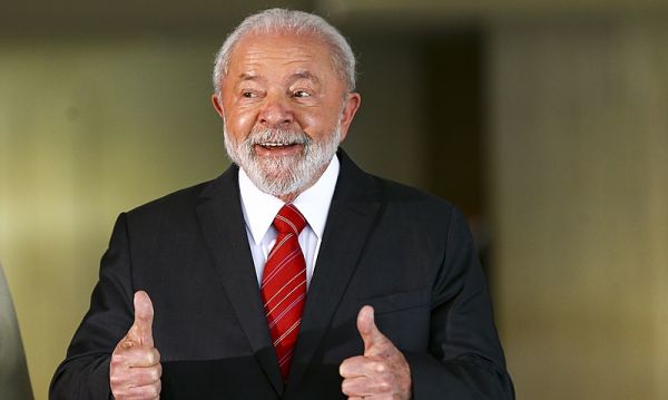 Em apenas 10 meses de governo, Lula disse ao menos 40 frases controversas; VEJA