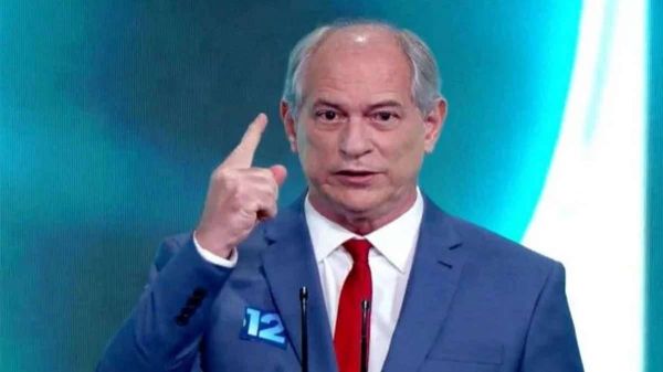 Ciro chama ministro petista de Lula de ‘maior traidor da História’