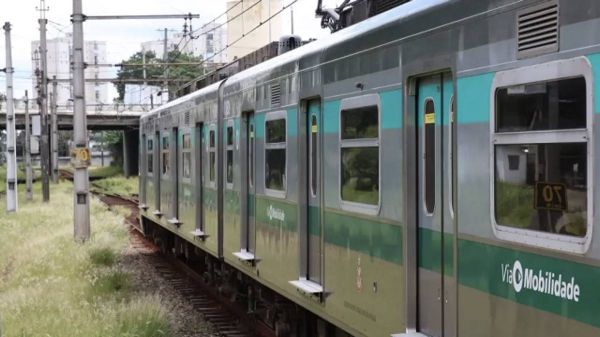Sabotagem causou paralisação de trens da Linha 9-Esmeralda em SP, aponta Polícia Civil