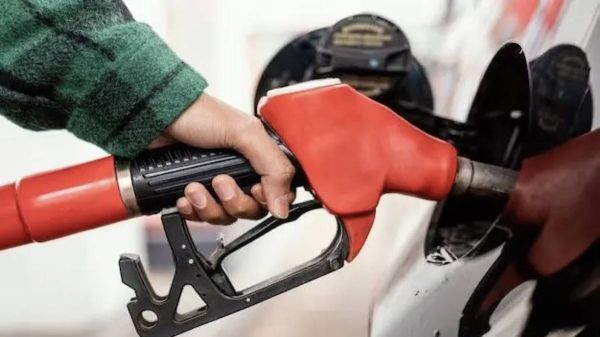 Ditadura de Cuba anuncia aumento de 500% dos preços de combustíveis