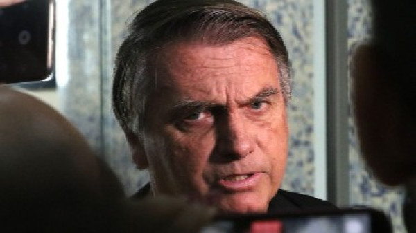 Cármen Lúcia intima Bolsonaro e Janones a se manifestarem em ação sobre calúnia