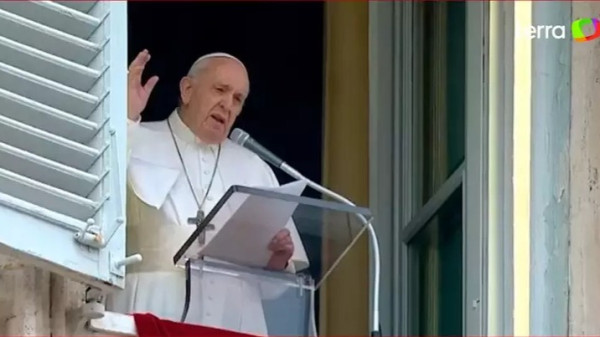 Papa Francisco admite possibilidade de renúncia 