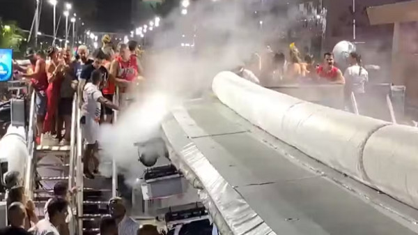 Explosão de tubo de gás em desfile de Ivete Sangalo deixa feridos no Carnaval de Salvador