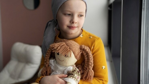 Fevereiro Laranja: Leucemia é o câncer mais comum na infância 