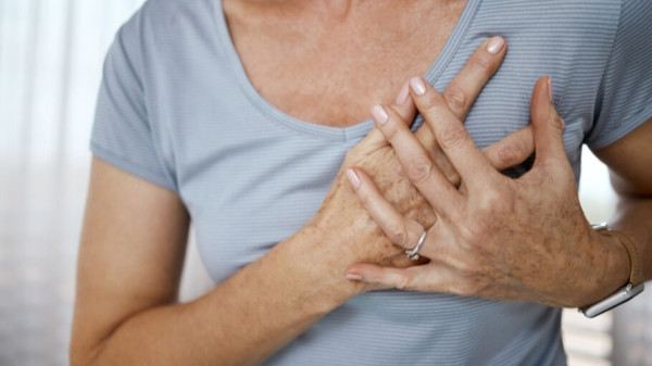 Cuidados que mulheres na menopausa devem ter para evitar ataque cardíaco