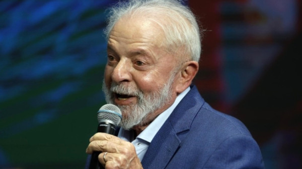 Lula diz que preço começou a cair: “Já tô comendo picanha com cerveja”