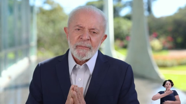 'Pedir a Deus que não chova mais', diz Lula a prefeitos gaúchos; VEJA VÍDEO