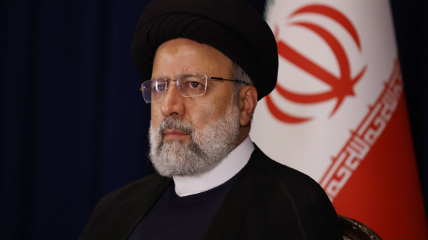 Chefe do Exército do Irã ordena investigação sobre morte do presidente, diz agência