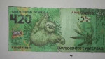 Homem é preso com uma nota falsa de R$ 420 no Paraná; VEJA VÍDEO