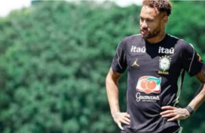 Foto de Neymar viraliza após detalhe na perna preocupar internautas; VEJA FOTO