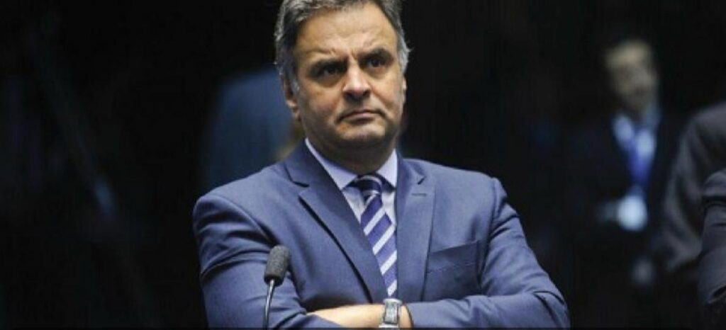 URGENTE: Aécio Neves desiste, e PSDB não terá candidato à Presidência pela 2ª vez