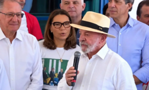 Vídeo de Lula chegando na paulista chama atenção e movimenta a internet; ASSISTA